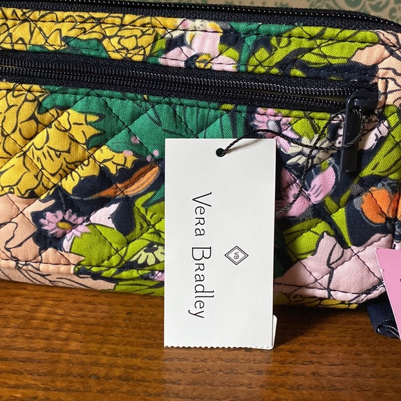 🎉HP👉 NWT Vera Bradley RFID All in One Crossbody: Bloom Boom - Picture 5 of 14